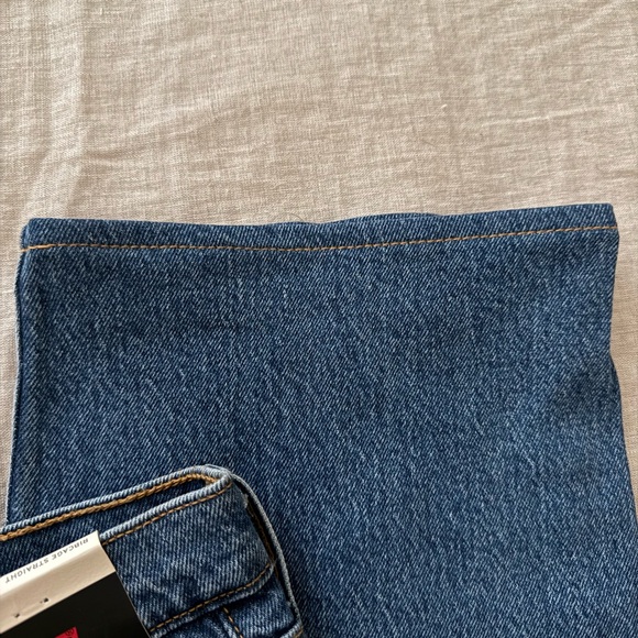 Levi's Ribcage Jeans - Picture 5 of 7
